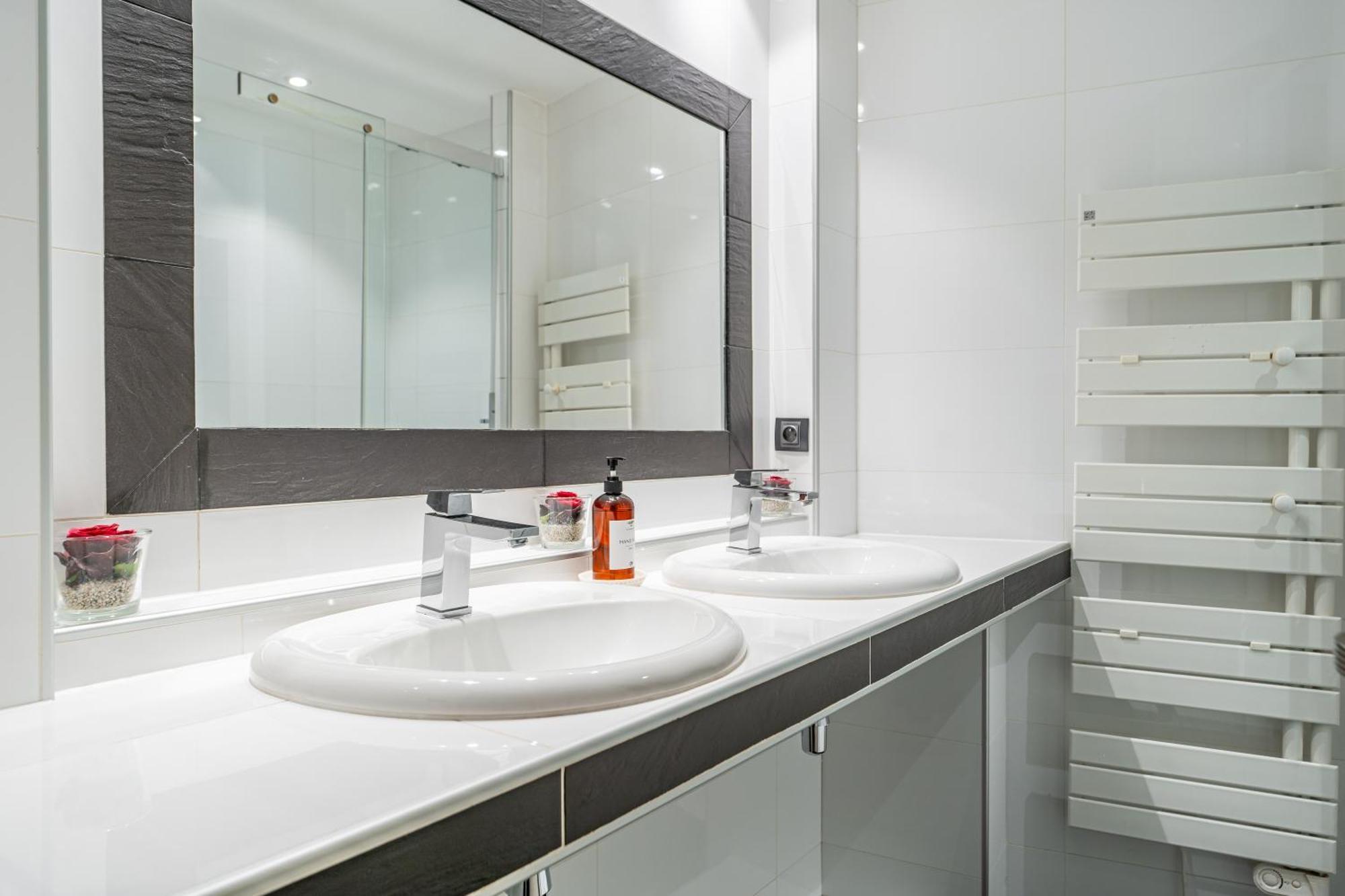 Superbe Appartement De 2 Chambres Au Coeur Du Quartier Gambetta Burdeos Exterior foto